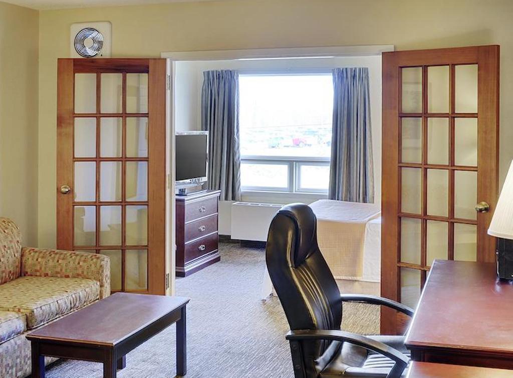 Travelodge Hotel By Wyndham Sudbury Dış mekan fotoğraf