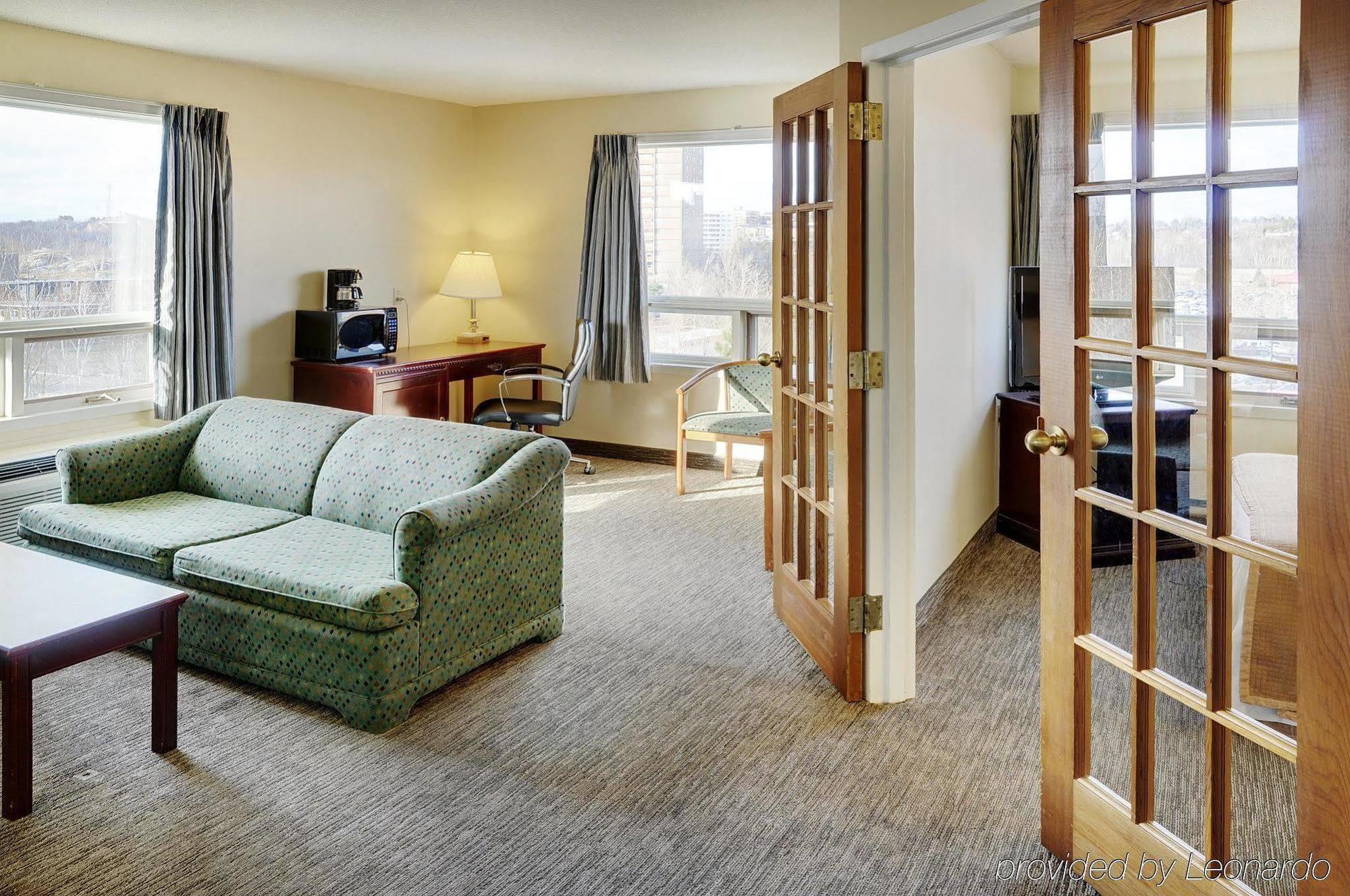 Travelodge Hotel By Wyndham Sudbury Dış mekan fotoğraf